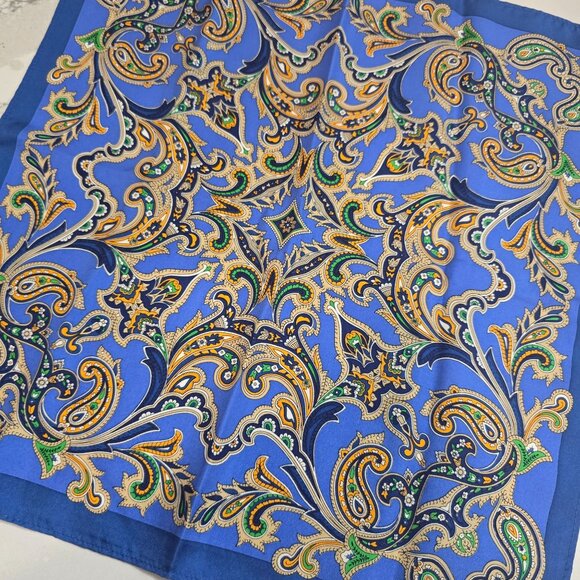 Vintage-Inspired Blue Silk Scarf Intricate Paisley Design 13"x13" Luxury Accesso - Picture 4 of 4
